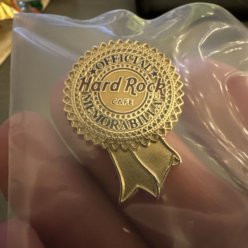 Hard Rock Cafe Pin HRC Official Memorabilia Limited Edition “Memorabilla” Error